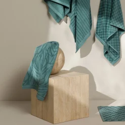 Monochrome Duschtuch 67X140 cm(malachite)